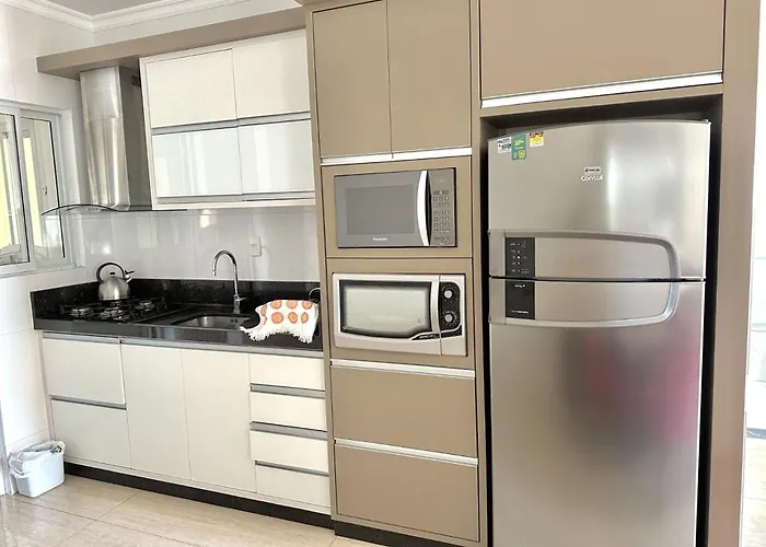 Apartamento Avenida F Bombinhas